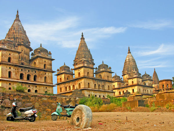 10 Destinations for Travel with Friends 10 Destinations for Travel with Friends