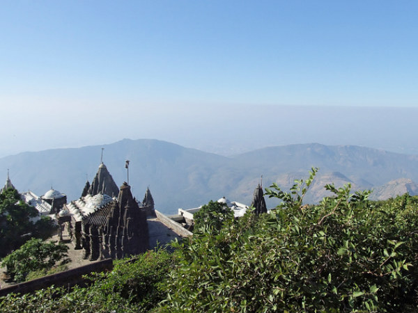 How to Reach Junagadh