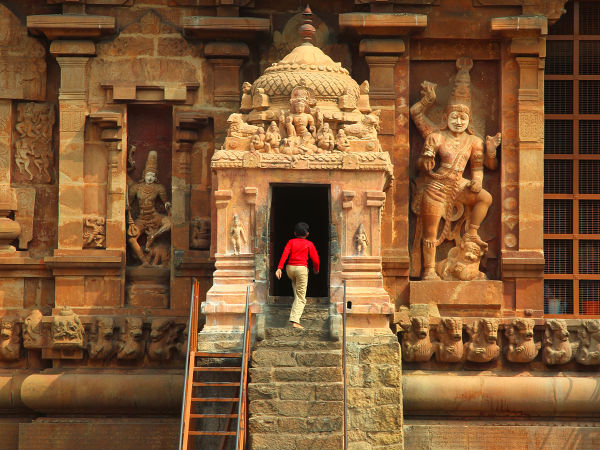 Brihadeeswarar Temple