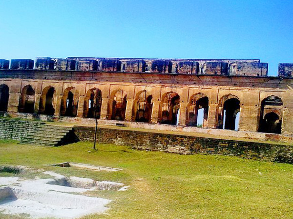 Sujanpur Fort