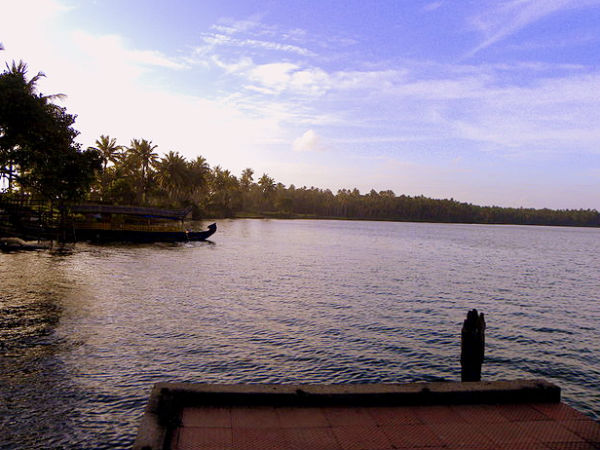 Paravur Lake