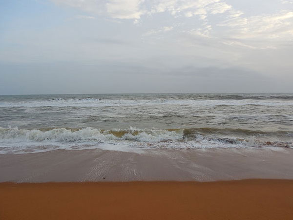 Shankumugham Beach