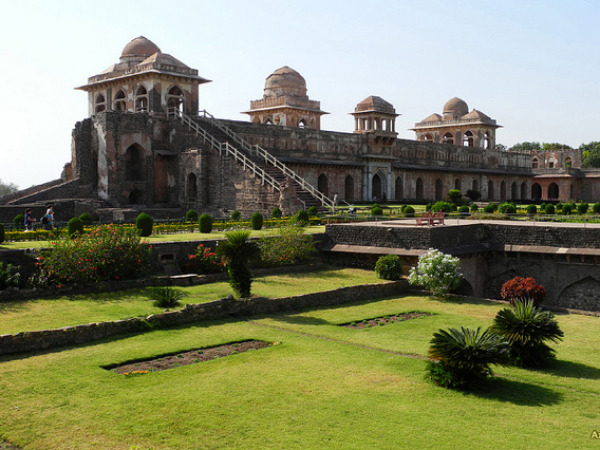 Jahaz Mahal, Mandu
