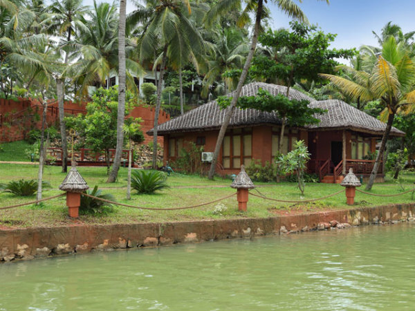 Fragrant Nature Resort, Kollam