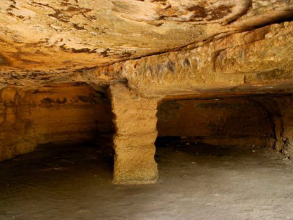 Khambhalida Caves
