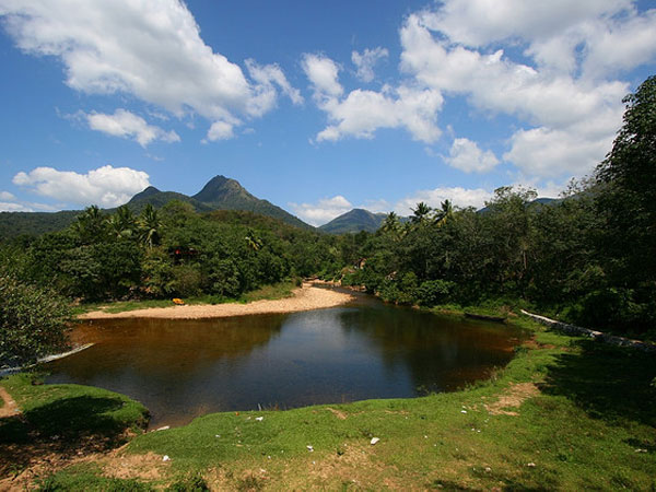 Ponmudi