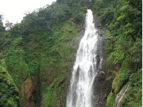 Dabbe Falls