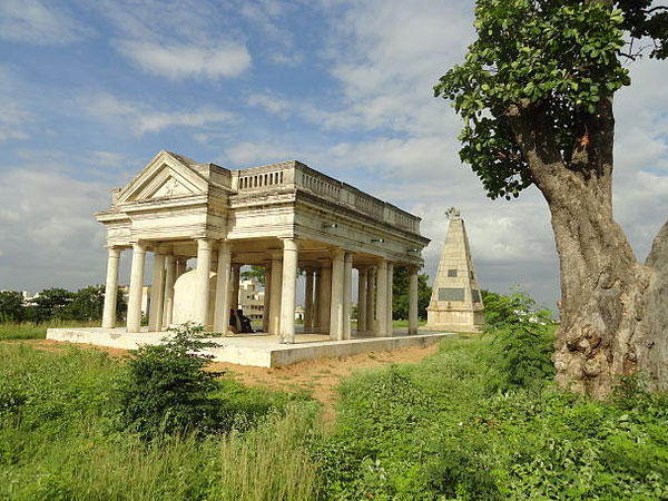 Raymond's Tomb