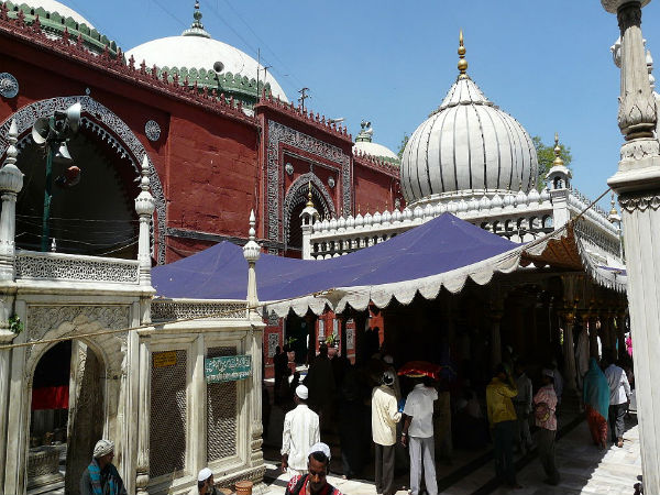 Nizamuddin Dargah