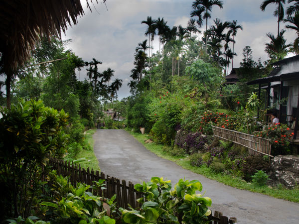 MAWLYNNONG, MEGHALAYA