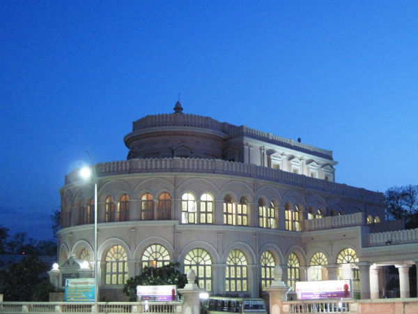 VIVEKANANDAR ILLAM