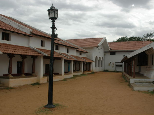 DAKSHINACHITRA
