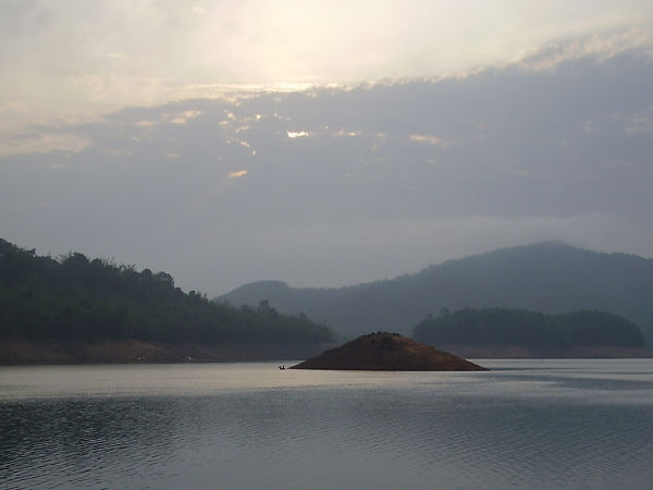 HONNEMARADU, SAGARA