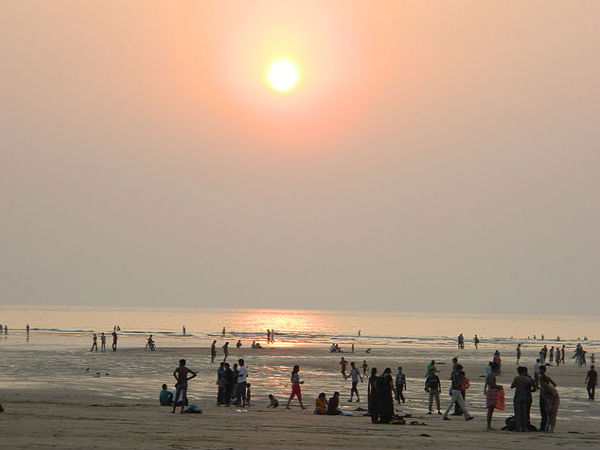 Aksa Beach