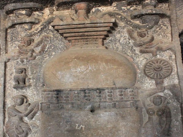 Stupa in Pandavleni