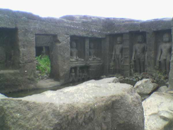 Sculptures of Jain Thirthankaras