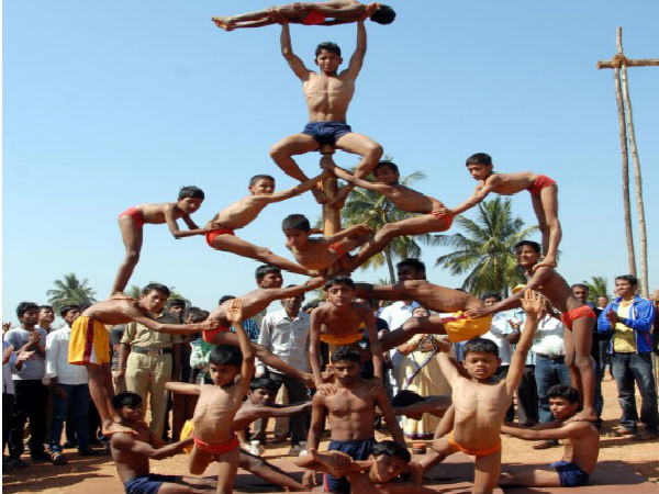 Boys Performing Mallakambha