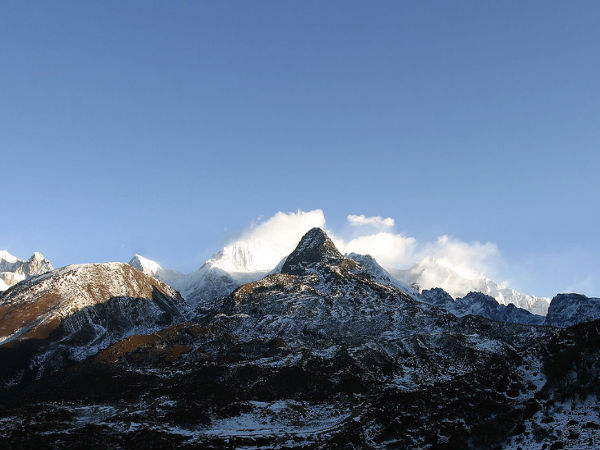 Dzongri Trek
