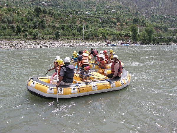 Enjoy the Beauty of Beas River