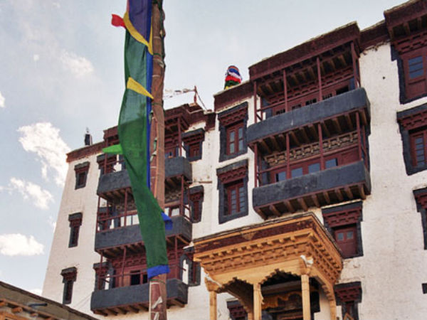 Stok Palace