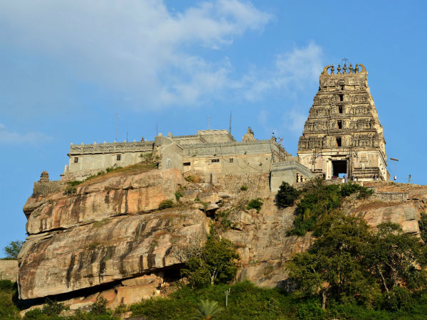 Yoga Narasimha Temple, Melukote 