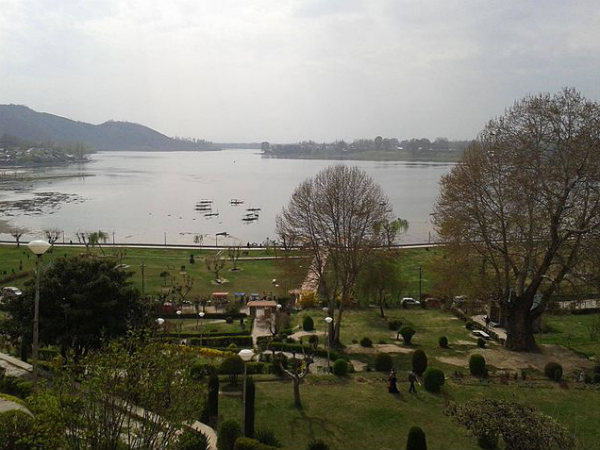 Manasbal Lake in Kashmir Manasbal Lake in Kashmir