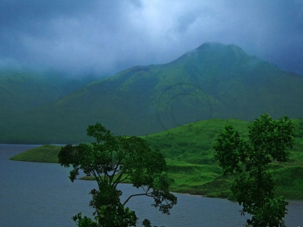 Top 10 Unknown One Day Destinations In Kerala - Kaattu Kunnu / Banasura hills