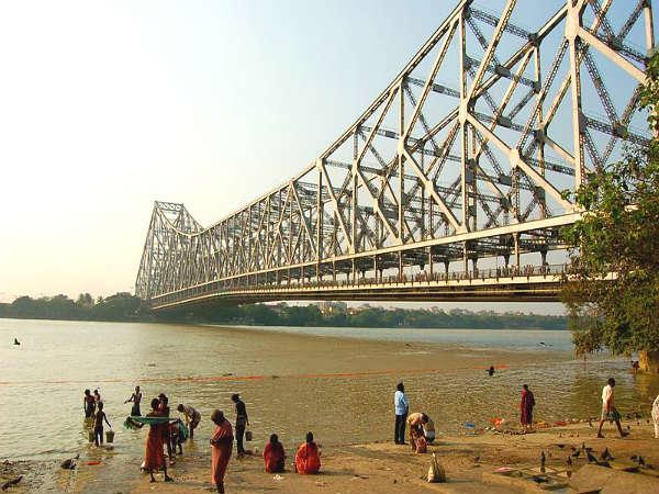 Howrah Bridge, West Bengal