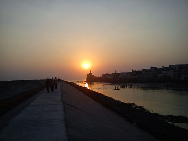 Reaching Dwarka