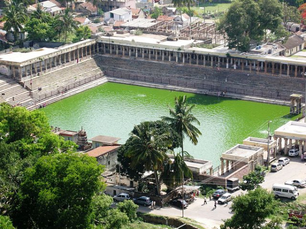 Melukote Cheluvanarayana Swamy Temple Tank