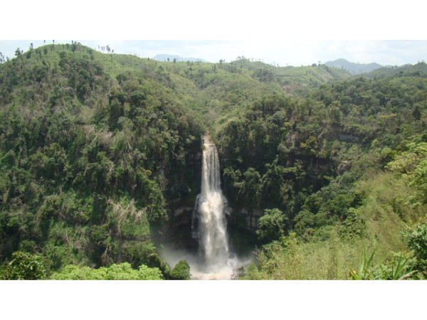 Vantawng Falls
