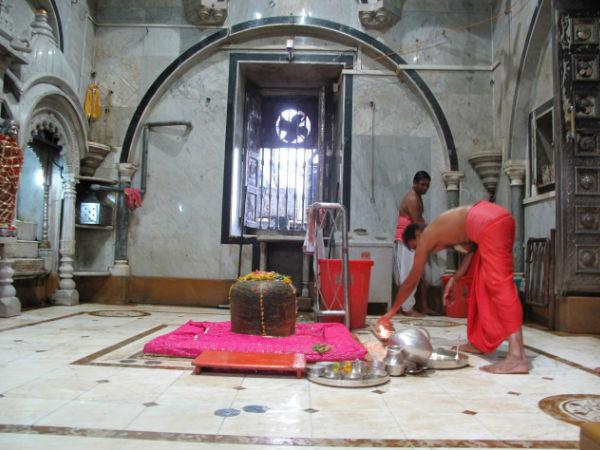 History of Babulnath Temple