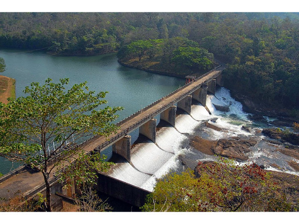 Thenmala Dam