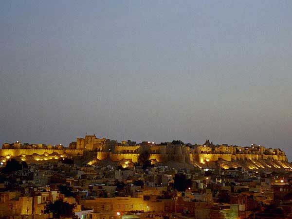 6. Jaisalmer Fort, Rajasthan – A Majestic Structure Struggling With Modernity