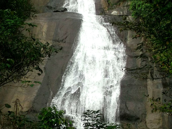 7. Thusharagiri Waterfalls