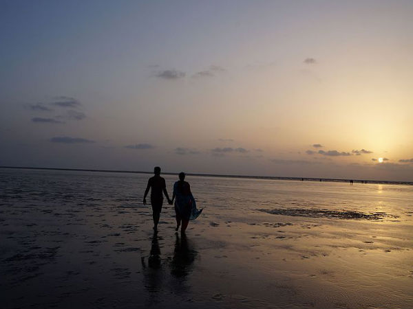 2. Jampore Beach