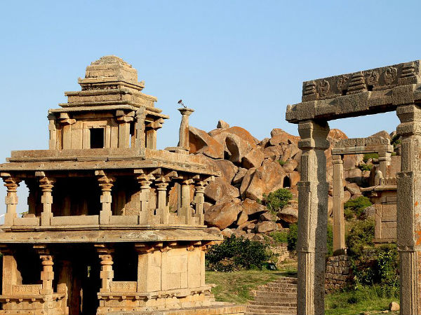 1. Chitradurga Fort