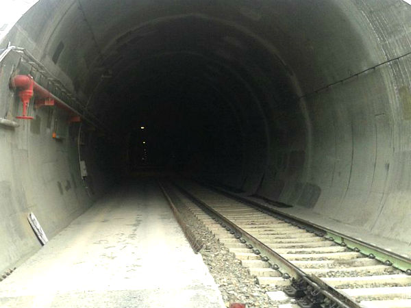 Tunnel Tunnel