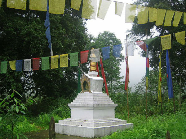 khecheopalri lake near pelling in west sikkim khecheopalri lake near pelling in west sikkim