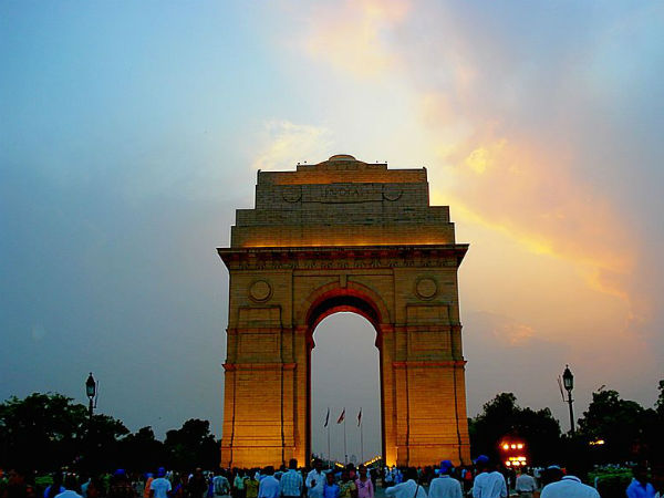 Tomb Of The Unknown Soldier: India Gate - Nativeplanet