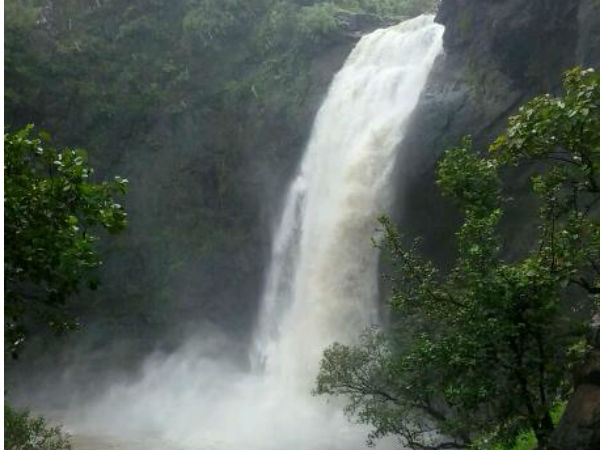 Dabhosa Waterfall, Thane