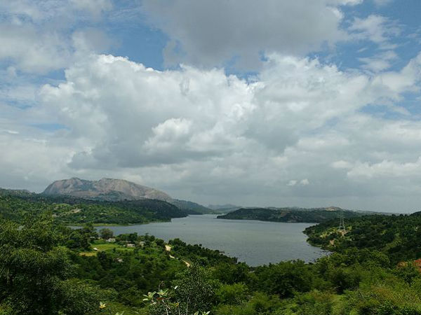 Short Stop At Manchanabele