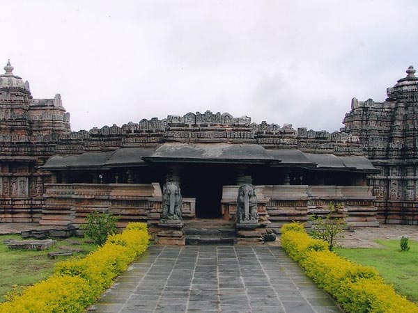 Veera Narayana Temple