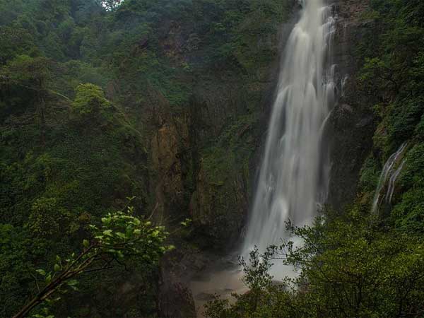 Dabbe Falls
