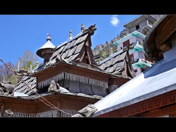 Roghi Village