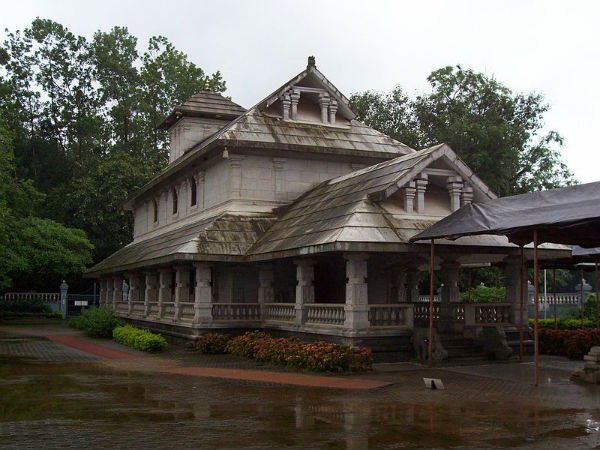 Chandranatha Swamy Basadi