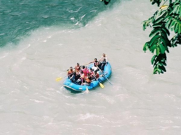 River Rafting In Teesta River