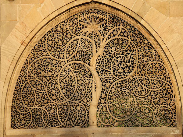 5. Sidi Saiyed Mosque