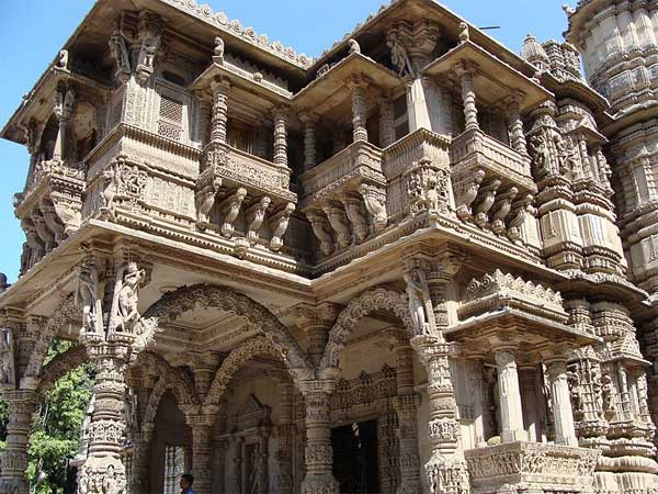 Hutheesing Jain Temple