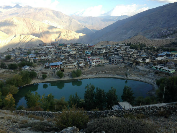 Stroll Around The Nako Lake